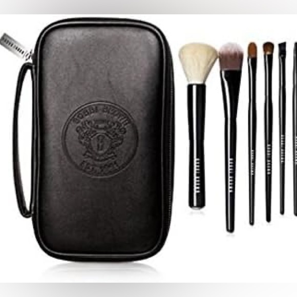 Bobbi Brown Makeup Brush Set - Picture 11 of 11